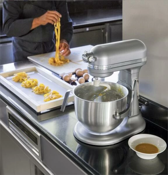 KitchenAid Küchenmaschine HEAVY DUTY In Silber, 6,9 L 6 KitchenAid Küchenmaschine HEAVY DUTY In Silber, 6,9 L – Bild 6