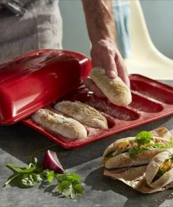 Emile Henry Mini Baguette-Set In Fusain 11 Emile Henry Mini Baguette-Set In Fusain -KitchenAid Shop EH 5519 Amb Moule 5MiniBaguettes Baker Open A
