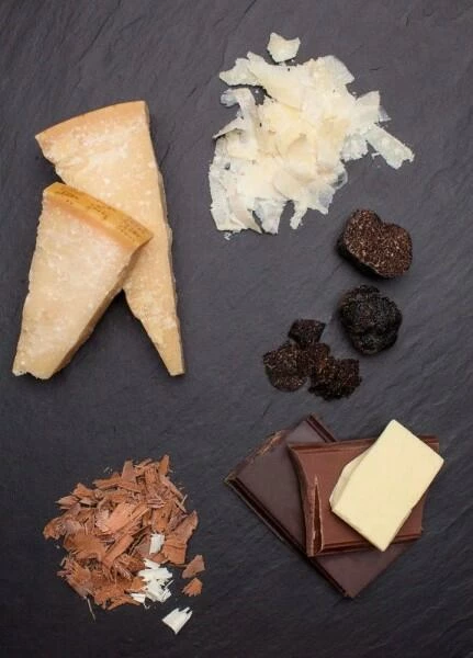 Microplane Große Raspel Gourmet 3 Microplane Große Raspel Gourmet – Bild 3