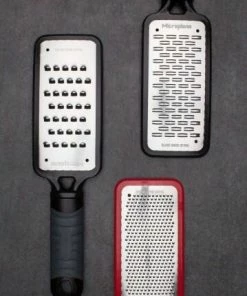Microplane Grobreibe Home In Rot -KitchenAid Shop MP Home Series Fine group neu 1 l